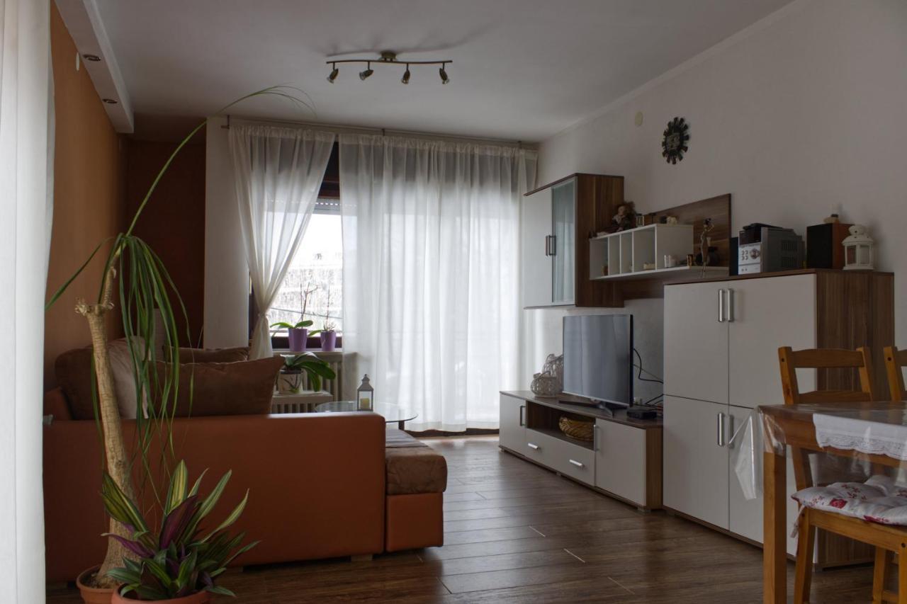 OtočacGacka Idila公寓 外观 照片